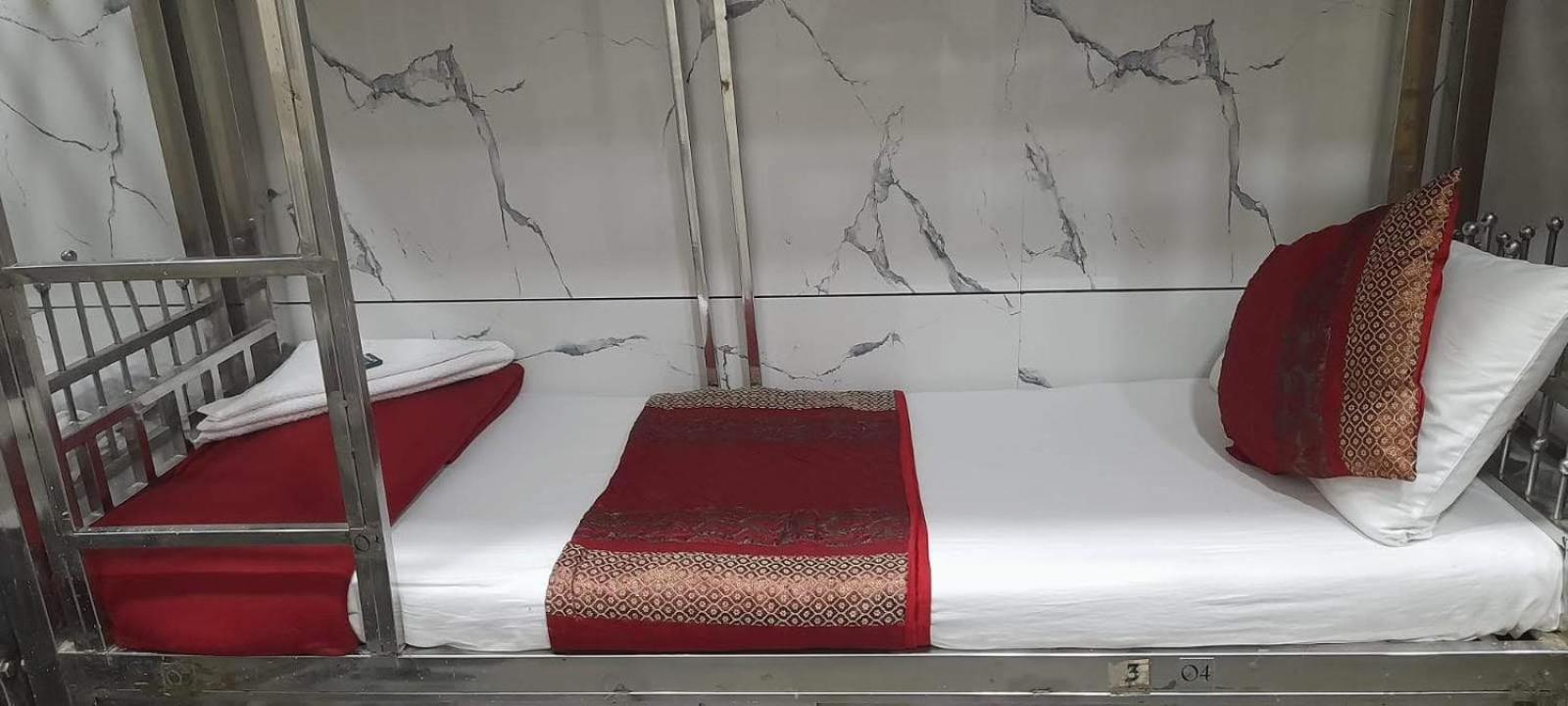 Amaan Hotel Mumbai Bagian luar foto